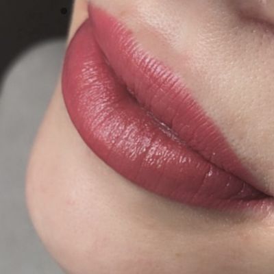 Перманентный макияж губ