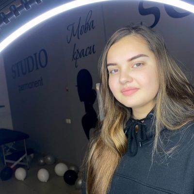 Перманентный макияж бровей